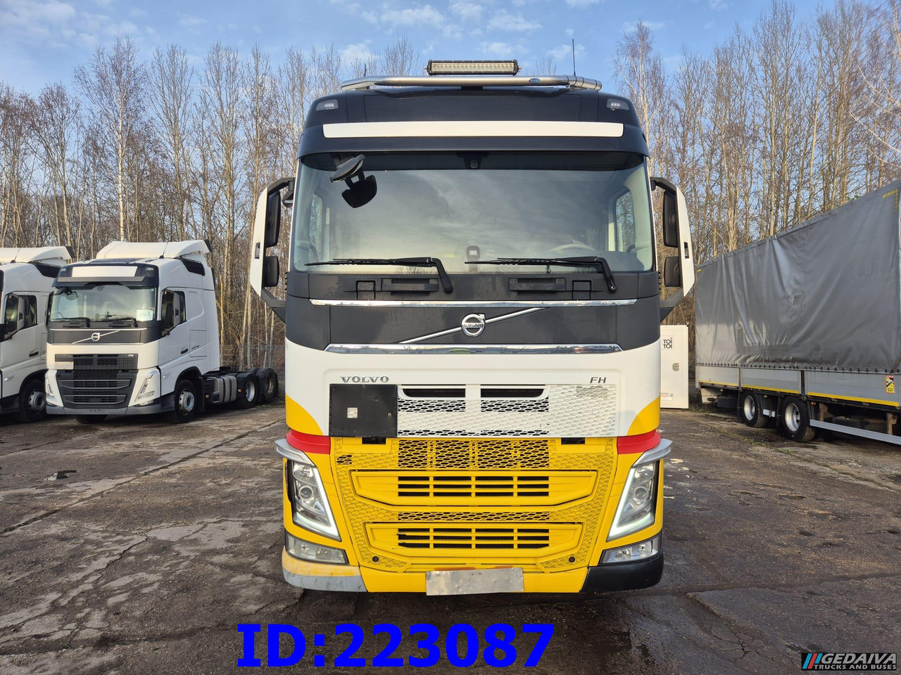 VOLVO FH13 540HP 8x4 Lifting axle - Châssis cabine: photos 2 VOLVO FH13 540HP 8x4 Lifting axle - Châssis cabine: photos 2
