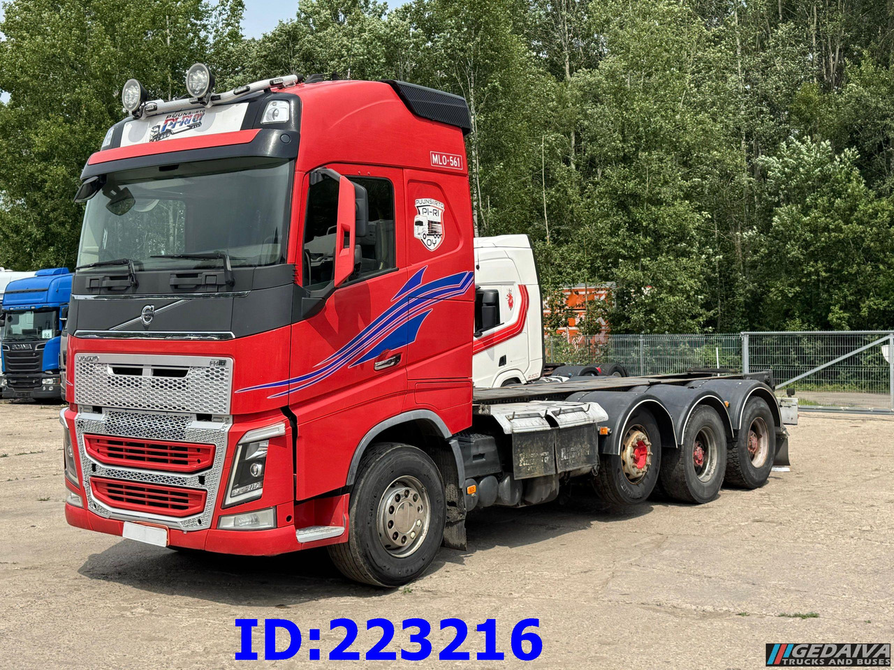 VOLVO FH16 700HP 8X4 Big axle - Châssis cabine: photos 1 VOLVO FH16 700HP 8X4 Big axle - Châssis cabine: photos 1