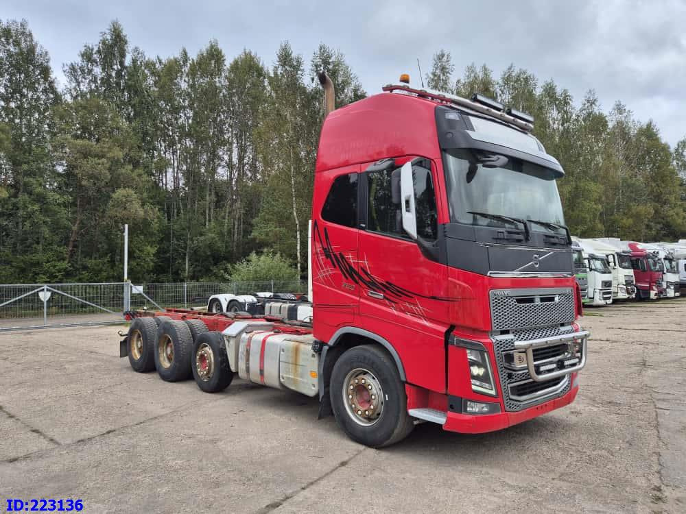 VOLVO FH16 750HP - 8x4 -Big Axles - Châssis cabine: photos 4 VOLVO FH16 750HP - 8x4 -Big Axles - Châssis cabine: photos 4