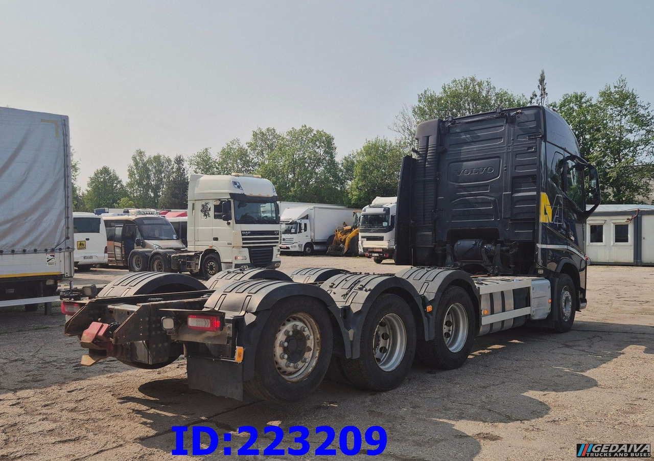 VOLVO FH16 750HP 8x4 Steering axle - Châssis cabine: photos 5 VOLVO FH16 750HP 8x4 Steering axle - Châssis cabine: photos 5