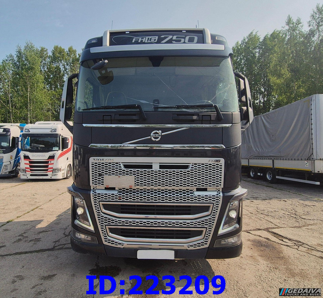 VOLVO FH16 750HP 8x4 Steering axle - Châssis cabine: photos 2 VOLVO FH16 750HP 8x4 Steering axle - Châssis cabine: photos 2