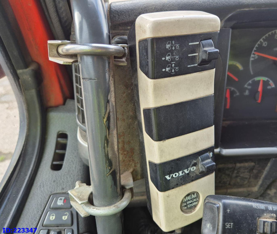 Camion benne VOLVO FM12 420HP 8X4 Manual: photos 14
