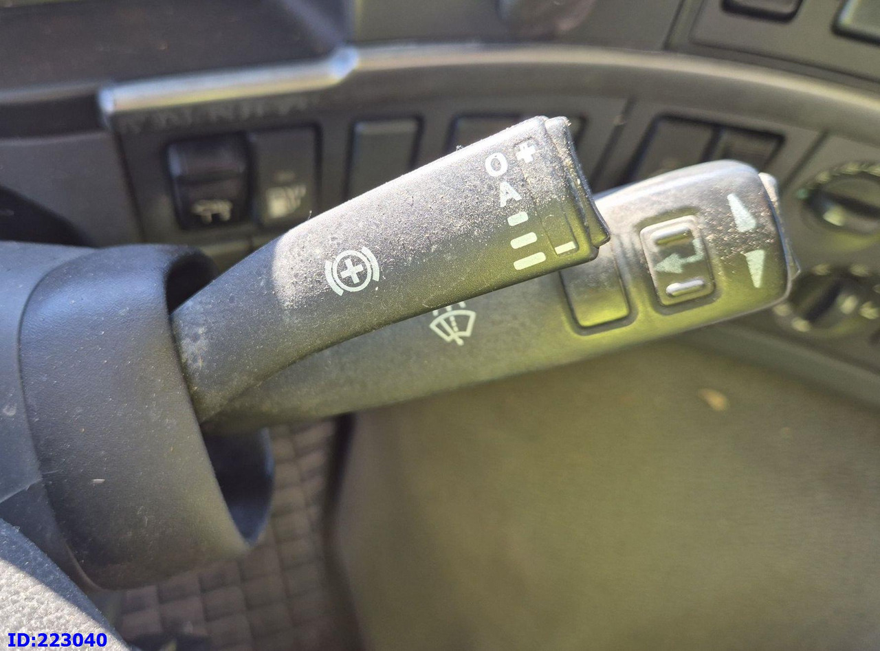 Camion benne VOLVO FM12 420HP 8x2: photos 12 Camion benne VOLVO FM12 420HP 8x2: photos 12