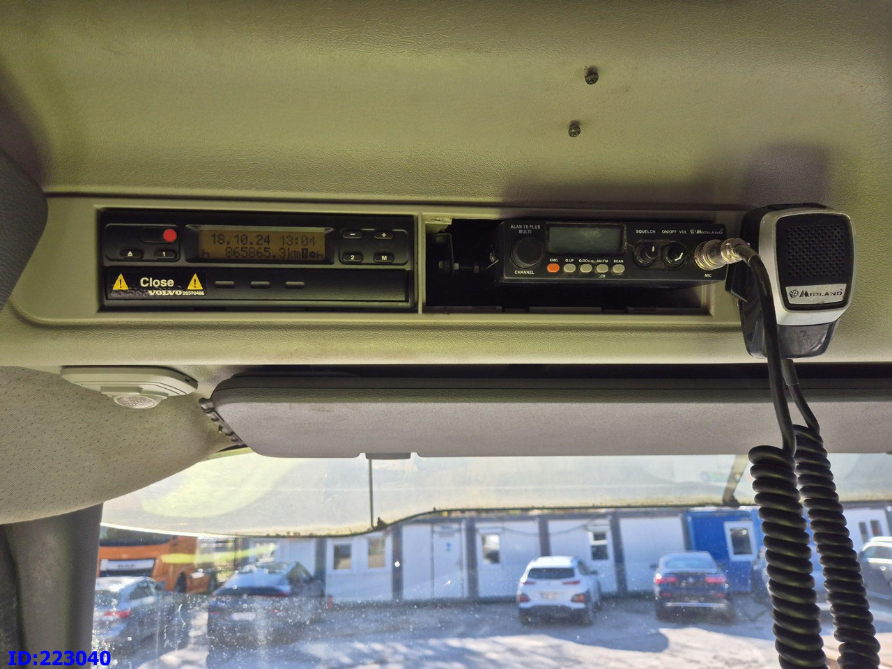 Camion benne VOLVO FM12 420HP 8x2: photos 17 Camion benne VOLVO FM12 420HP 8x2: photos 17