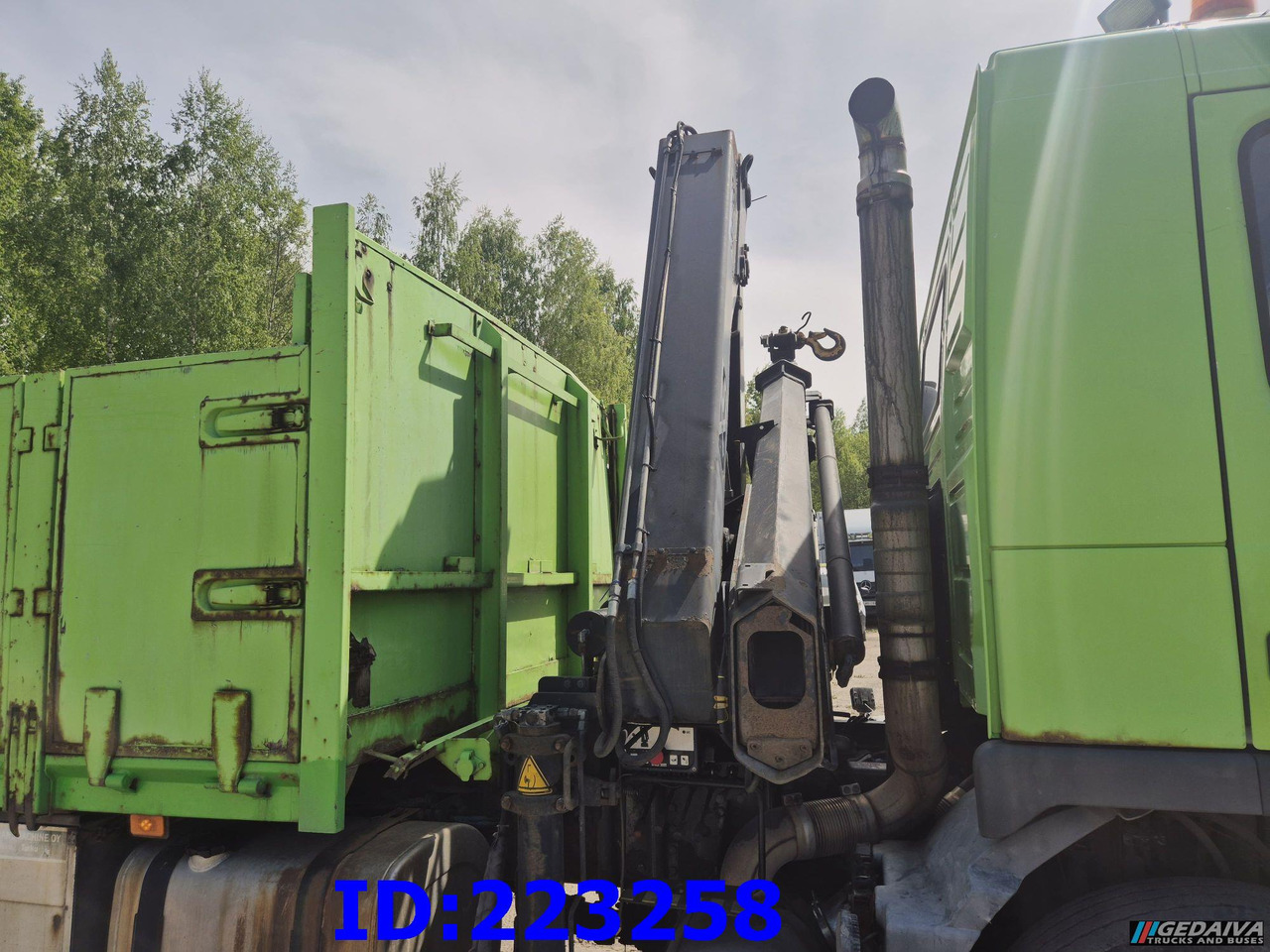 VOLVO FM9 300HP 6x2 + HIAB 144B -3 CL - Camion plateau: photos 5 VOLVO FM9 300HP 6x2 + HIAB 144B -3 CL - Camion plateau: photos 5