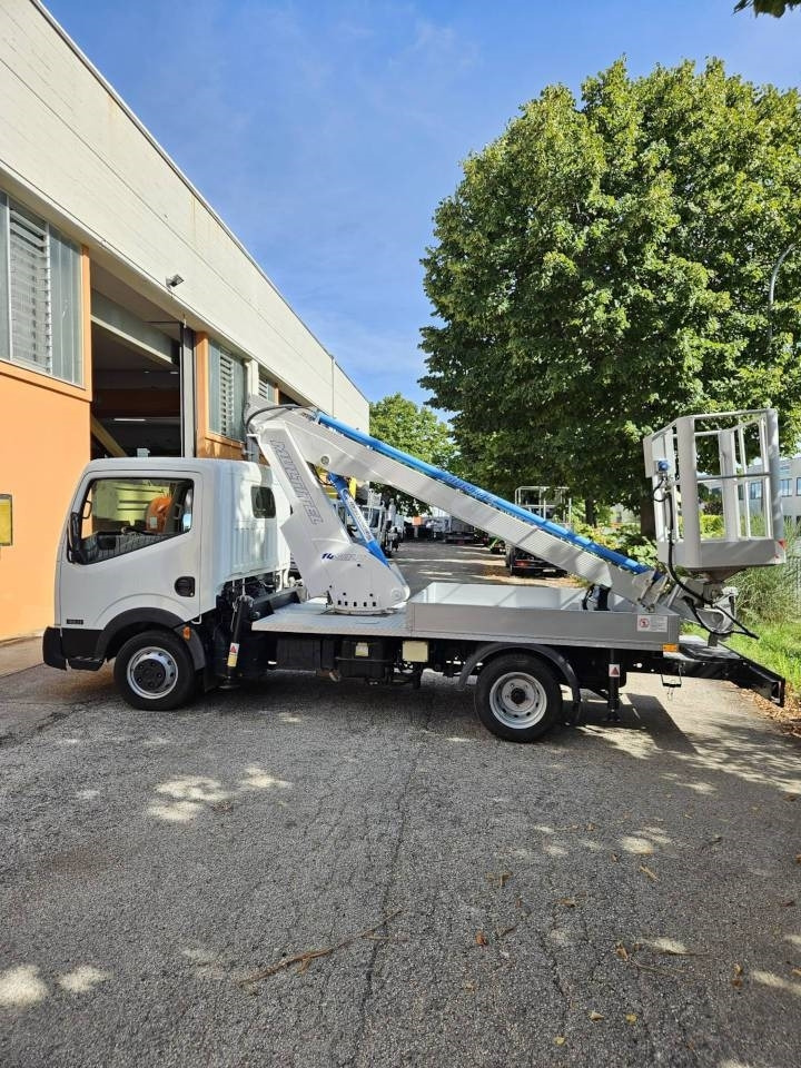 Multitel ALU 145 - Camion avec nacelle: photos 5 Multitel ALU 145 - Camion avec nacelle: photos 5