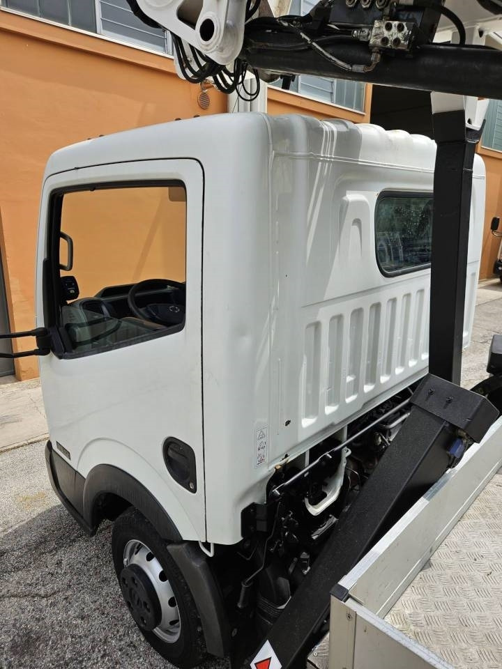 Oil & Steel Snake 21.12 - Camion avec nacelle: photos 4 Oil & Steel Snake 21.12 - Camion avec nacelle: photos 4