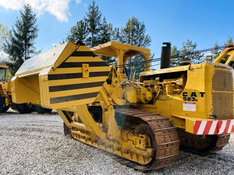 Caterpillar 583H (3358) - Poseur de canalisations: photos 2 Caterpillar 583H (3358) - Poseur de canalisations: photos 2