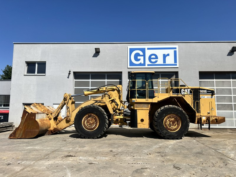 Caterpillar 988G (110975) - Chargeuse sur pneus: photos 1 Caterpillar 988G (110975) - Chargeuse sur pneus: photos 1