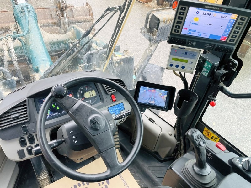 Komatsu WA320-8 (3661) - Chargeuse sur pneus: photos 4 Komatsu WA320-8 (3661) - Chargeuse sur pneus: photos 4