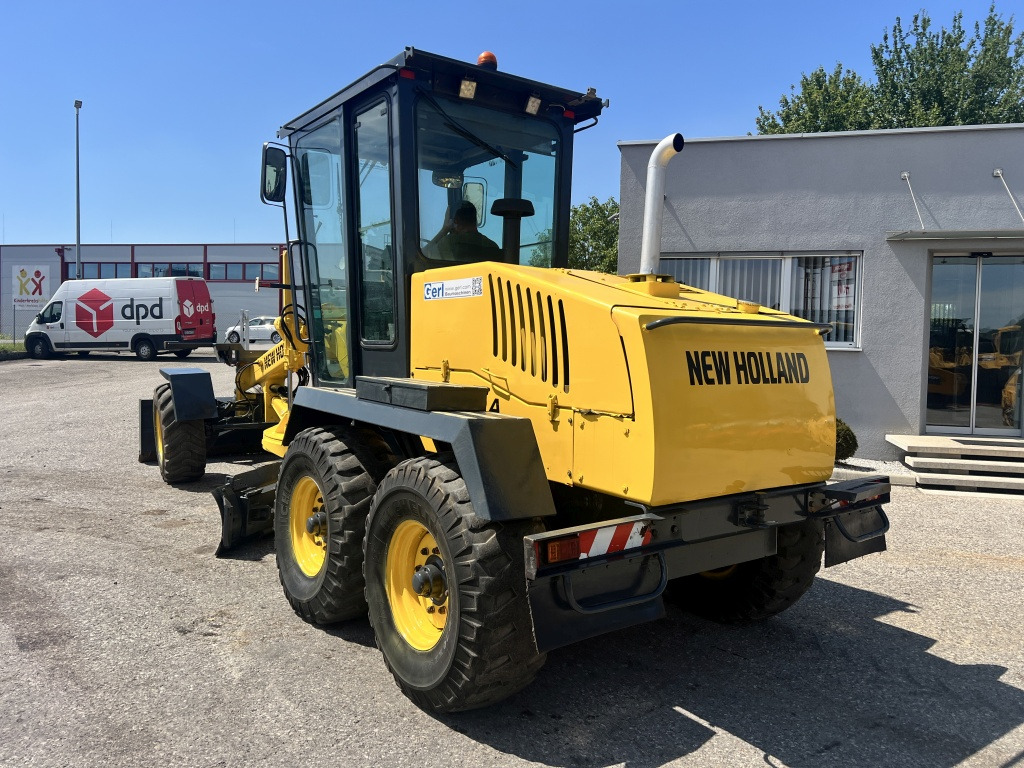 O&K – New Holland F 106 A (111601) - Niveleuse: photos 3 O&K – New Holland F 106 A (111601) - Niveleuse: photos 3