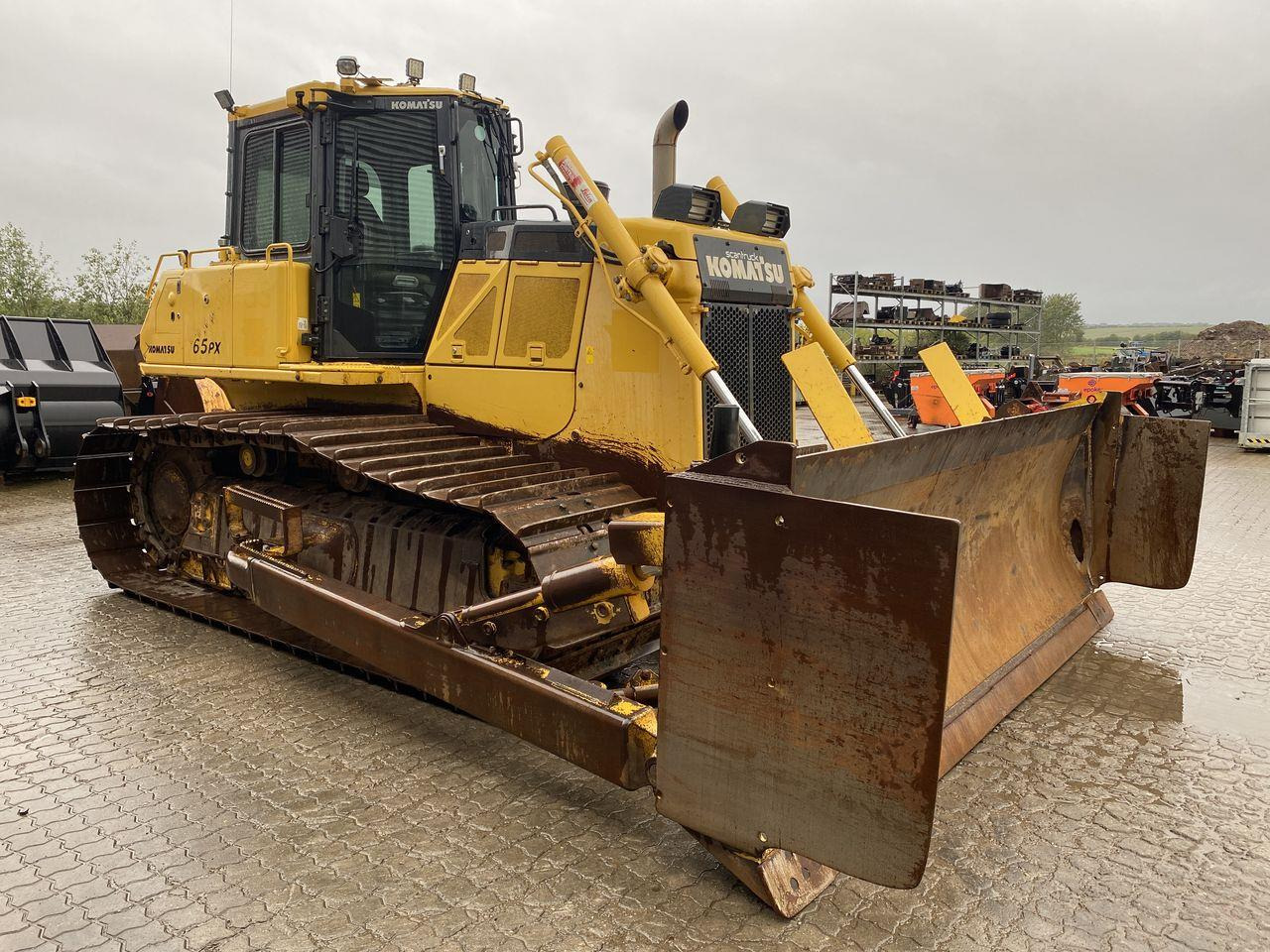 Komatsu D65PX-18 - Bulldozer: photos 5 Komatsu D65PX-18 - Bulldozer: photos 5