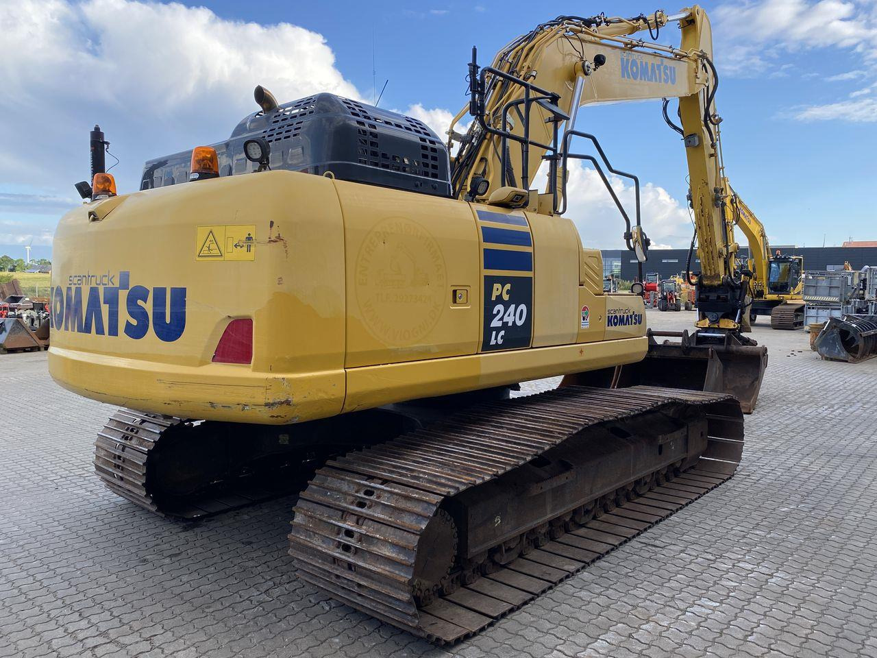 Komatsu PC240LC-11 - Pelle sur chenille: photos 4 Komatsu PC240LC-11 - Pelle sur chenille: photos 4