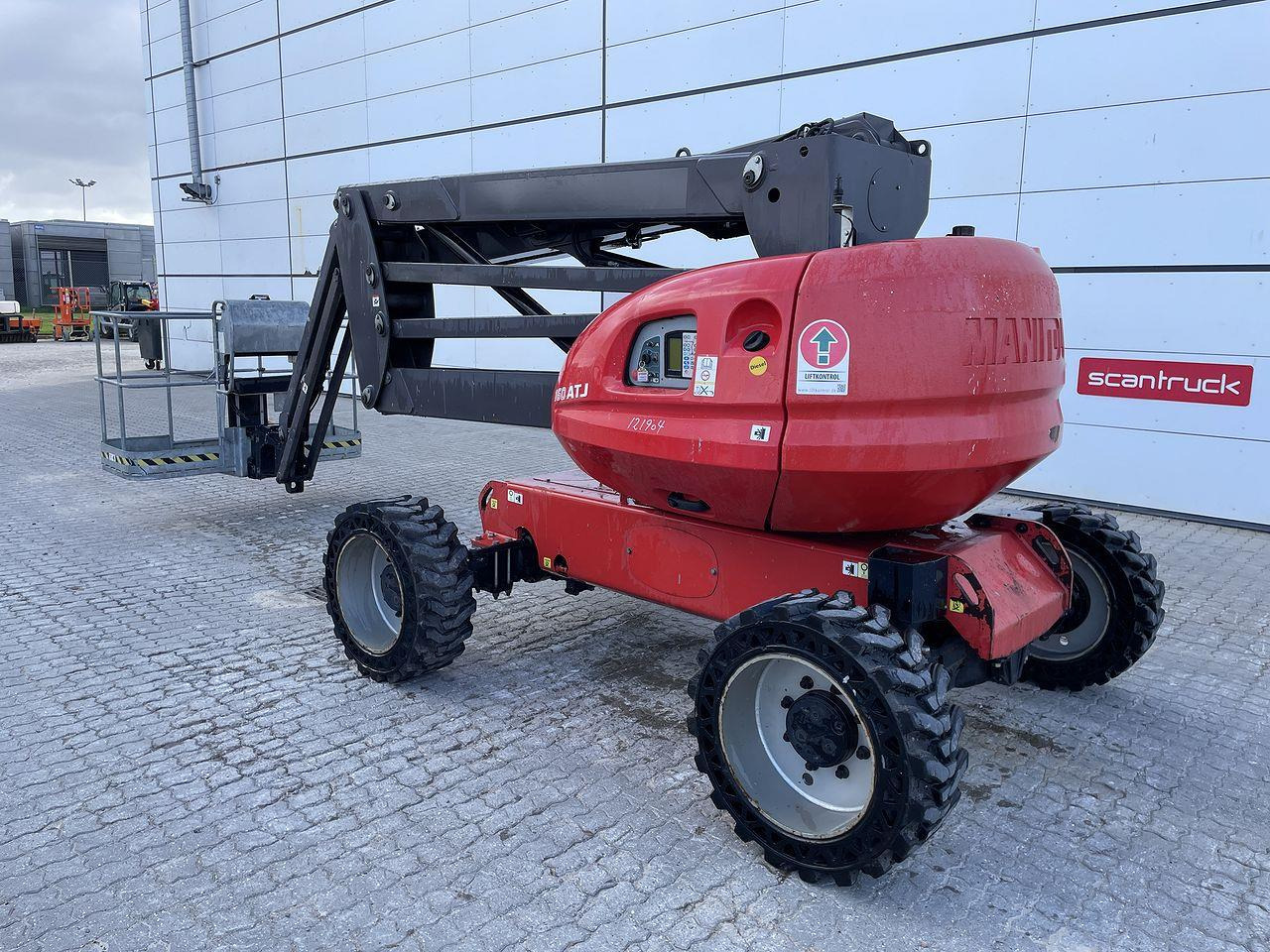 Manitou 160ATJ RC - Nacelle articulée: photos 2 Manitou 160ATJ RC - Nacelle articulée: photos 2