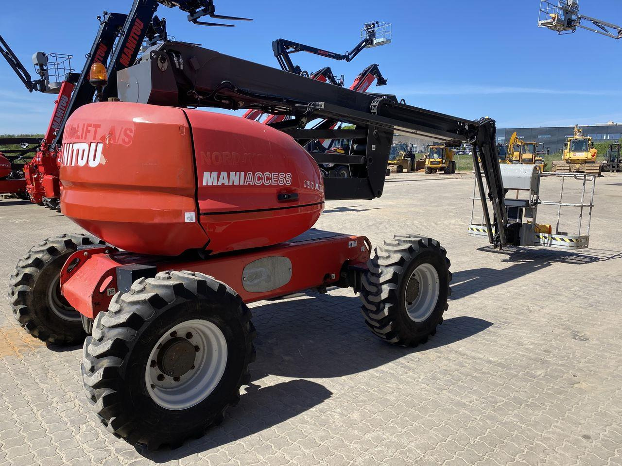 Manitou 180ATJ 2 RC - Nacelle articulée: photos 4 Manitou 180ATJ 2 RC - Nacelle articulée: photos 4