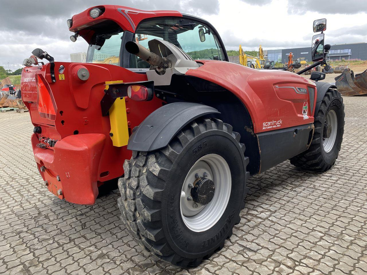 Manitou MLT840-145PS ELITE - Chariot télescopique: photos 4 Manitou MLT840-145PS ELITE - Chariot télescopique: photos 4