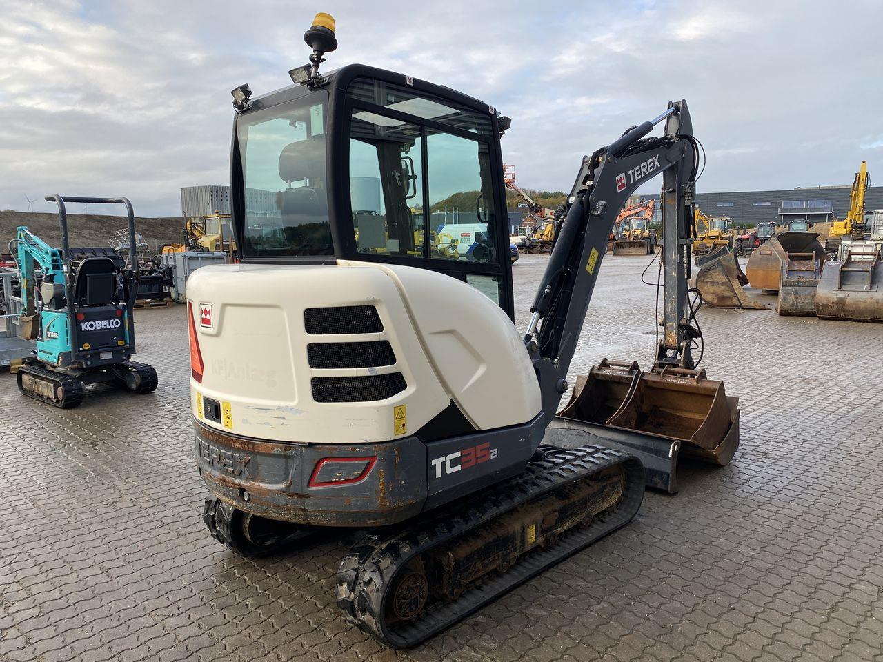 Terex TC35-2 - Mini pelle: photos 4 Terex TC35-2 - Mini pelle: photos 4
