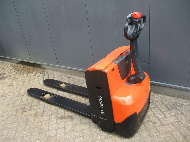 BT LWE 180 - Transpalette: photos 3 BT LWE 180 - Transpalette: photos 3