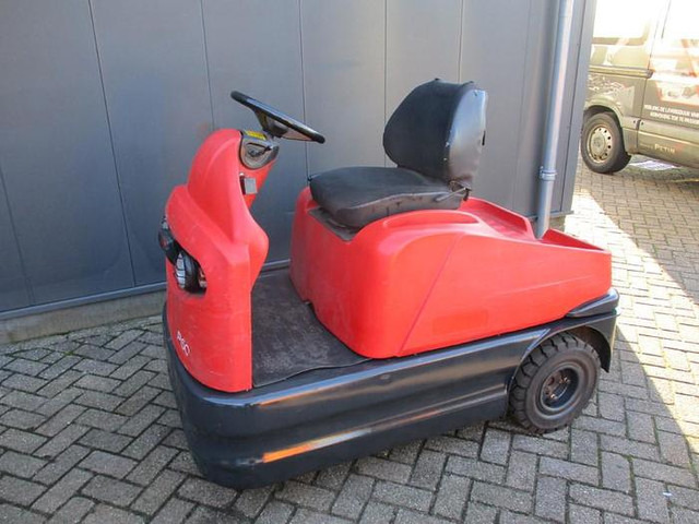 Linde P 60 - Chariot tracteur: photos 3 Linde P 60 - Chariot tracteur: photos 3