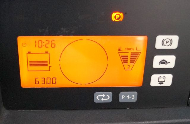 Jungheinrich ETV214 - Chariot à mât rétractable: photos 4 Jungheinrich ETV214 - Chariot à mât rétractable: photos 4