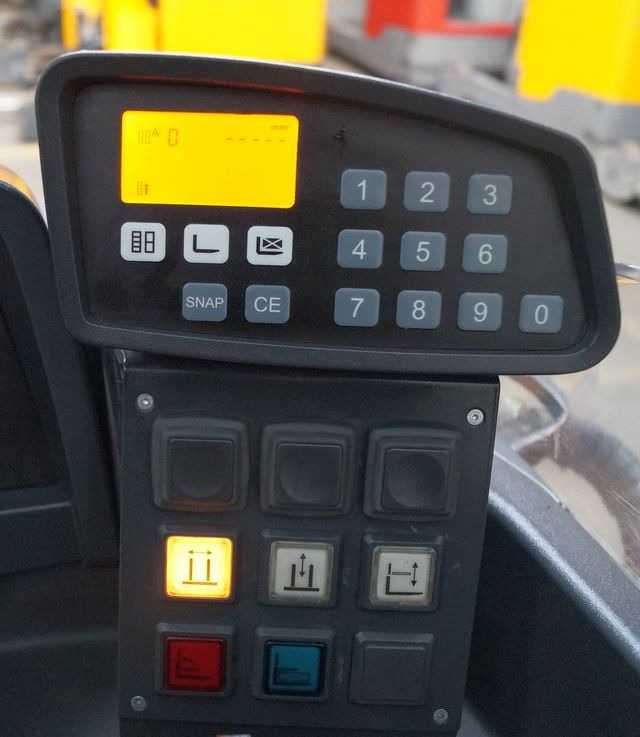 Jungheinrich ETV216 - Chariot à mât rétractable: photos 5 Jungheinrich ETV216 - Chariot à mât rétractable: photos 5