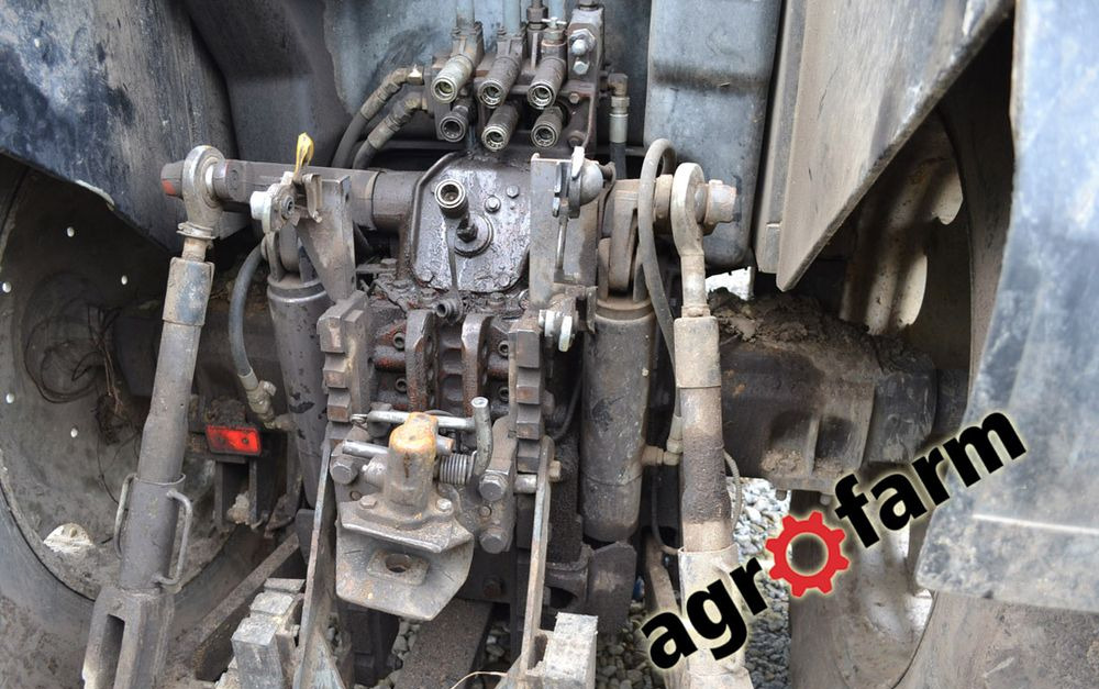 Massey Ferguson 3125 silnik skrzynia most wał blok zwolnica oś - Boîte de vitesse pour Machine agricole: photos 3 Massey Ferguson 3125 silnik skrzynia most wał blok zwolnica oś - Boîte de vitesse pour Machine agricole: photos 3
