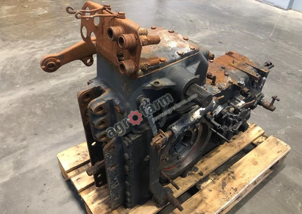 Tylny most Lamborghini 774-80 44531100 - Boîte de vitesse: photos 3 Tylny most Lamborghini 774-80 44531100 - Boîte de vitesse: photos 3