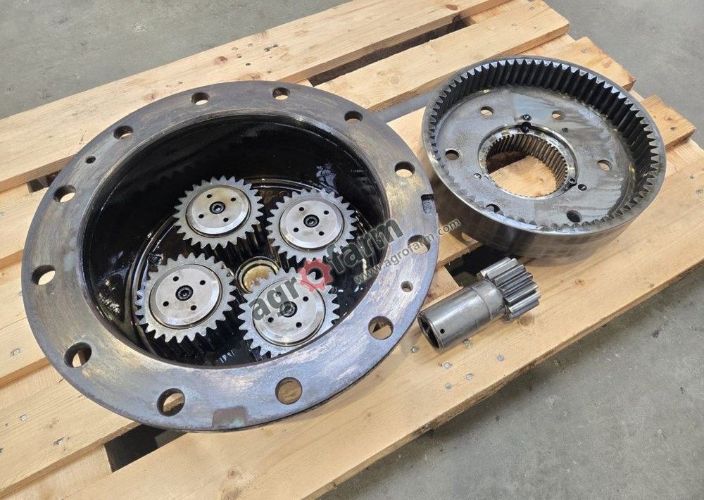 Zwolnica, układ planetarny FWD John Deere 8360R - Transmission: photos 2 Zwolnica, układ planetarny FWD John Deere 8360R - Transmission: photos 2