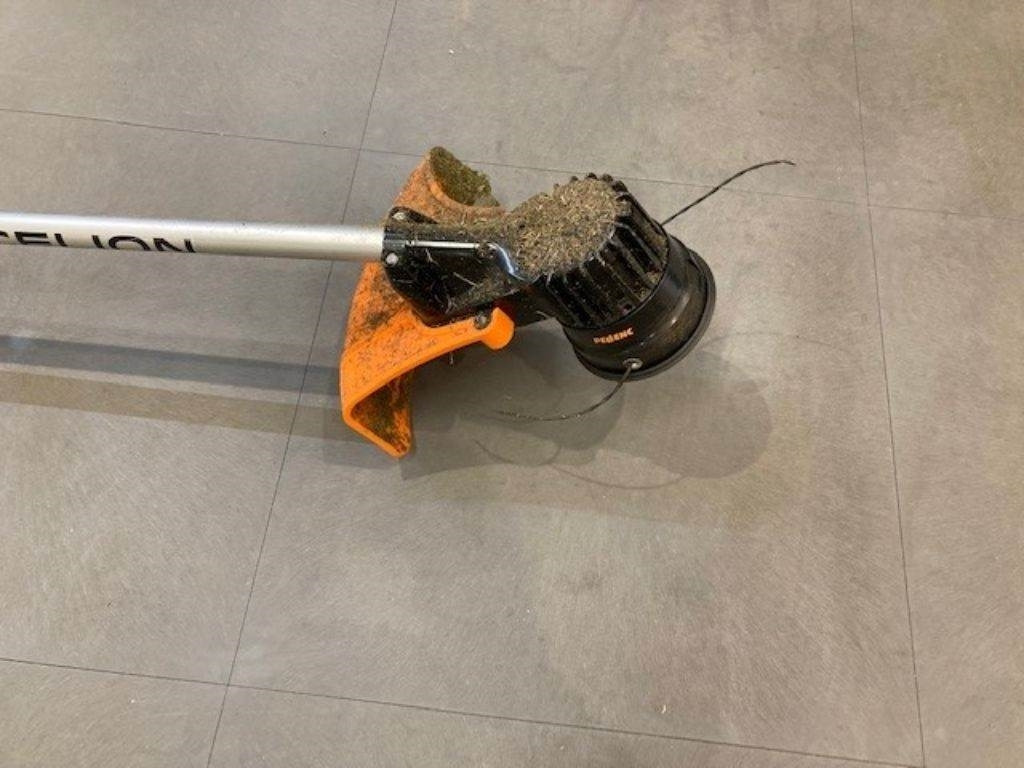 Pellenc Excelion Alpha - Motofaucheuse: photos 3 Pellenc Excelion Alpha - Motofaucheuse: photos 3