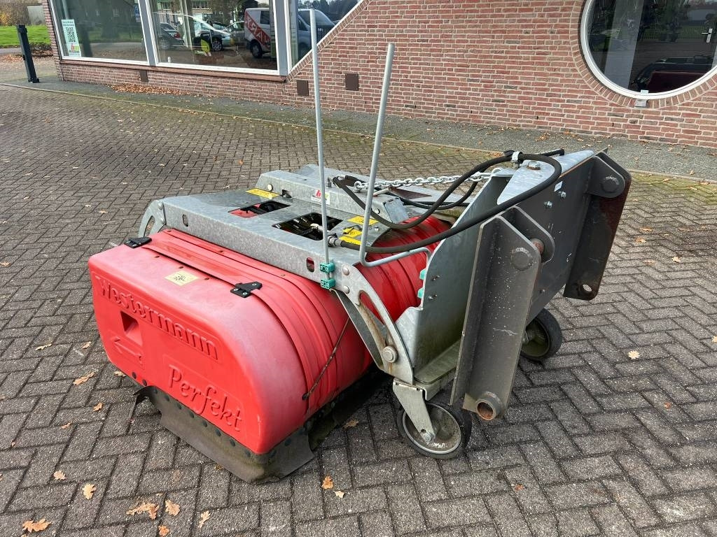 Westermann Perfekt 1800 - Brosse: photos 3 Westermann Perfekt 1800 - Brosse: photos 3