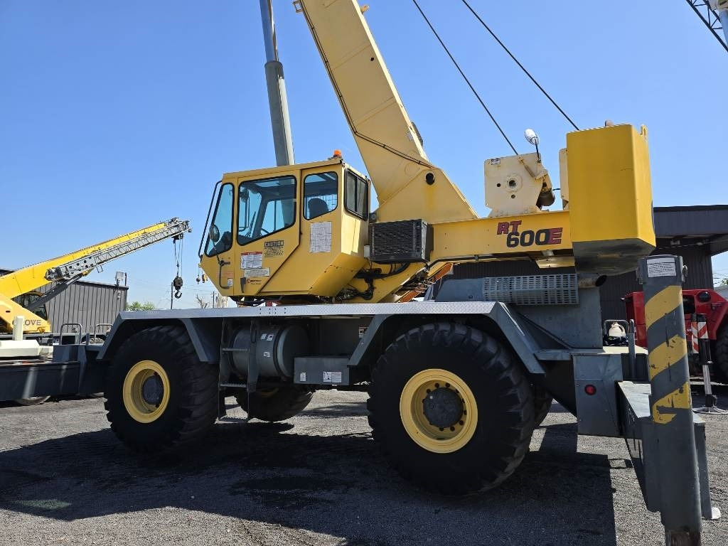 Grove RT 600 E - Grue mobile: photos 2 Grove RT 600 E - Grue mobile: photos 2