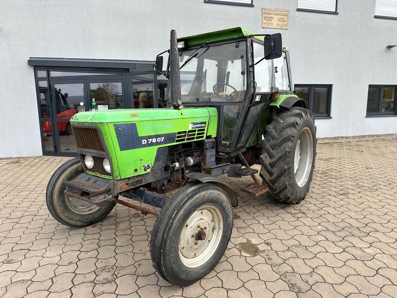 Deutz-Fahr D7807 Synchron - Tracteur agricole: photos 2 Deutz-Fahr D7807 Synchron - Tracteur agricole: photos 2