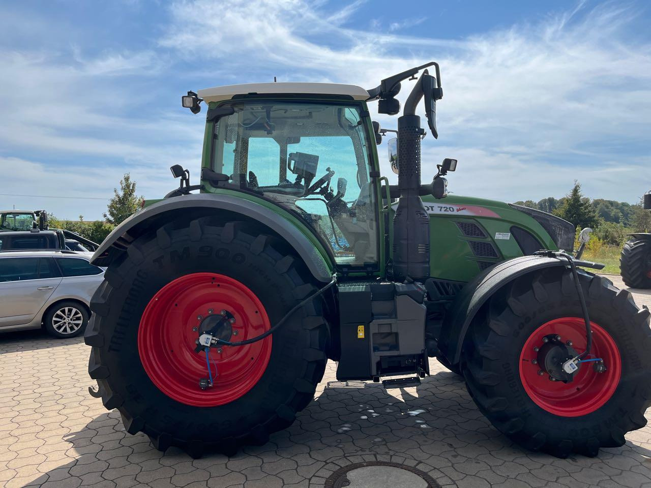 Fendt 720 Vario S4 ProfiPlus - Tracteur agricole: photos 2 Fendt 720 Vario S4 ProfiPlus - Tracteur agricole: photos 2