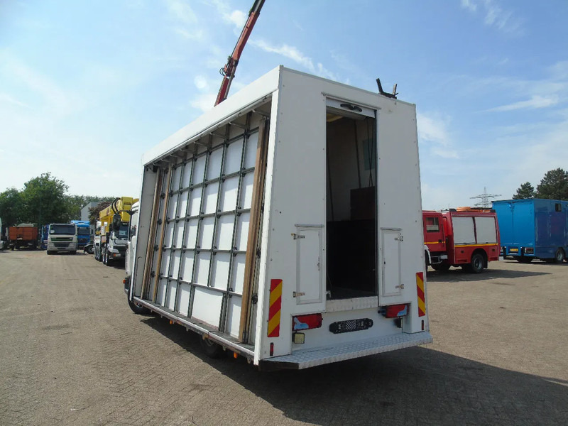 MAN TGL 8.180 + PALFINGER + GLASS TRUCK + MANUAL - Camion, Camion grue: photos 4 MAN TGL 8.180 + PALFINGER + GLASS TRUCK + MANUAL - Camion, Camion grue: photos 4