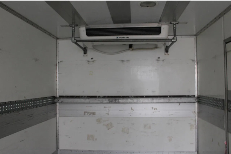 DAF LF 45.130 + EURO 5 + thermo king LOW KM + MANUAL - Camion frigorifique: photos 5 DAF LF 45.130 + EURO 5 + thermo king LOW KM + MANUAL - Camion frigorifique: photos 5