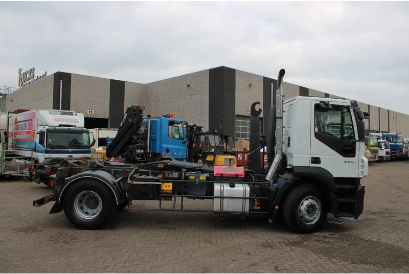 Iveco Stralis 360 + HOOKSYSTEM - Camion ampliroll: photos 5 Iveco Stralis 360 + HOOKSYSTEM - Camion ampliroll: photos 5