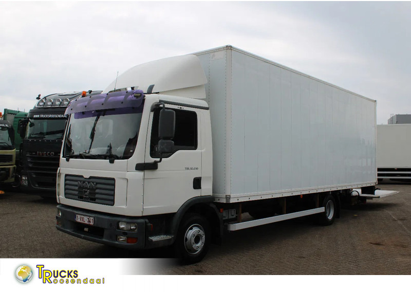 MAN TGL 12.210 + LIFT + MANUAL - Camion fourgon: photos 1 MAN TGL 12.210 + LIFT + MANUAL - Camion fourgon: photos 1