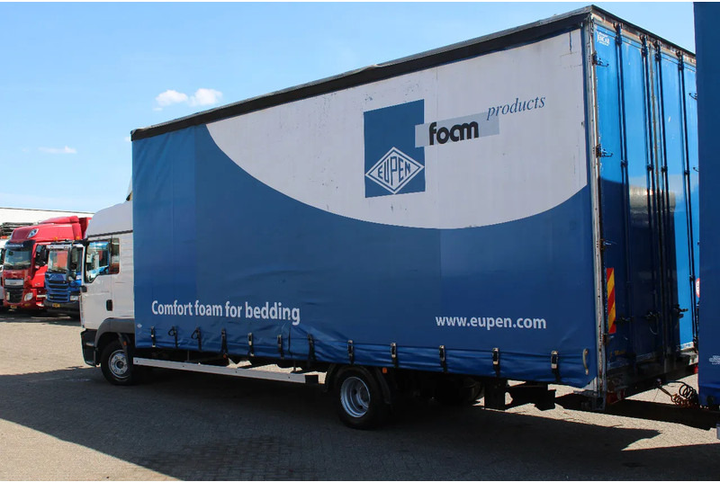 MAN TGL 8.210 + TRAILER + SLEEPCAB COMBI - Camion à rideaux coulissants: photos 3 MAN TGL 8.210 + TRAILER + SLEEPCAB COMBI - Camion à rideaux coulissants: photos 3