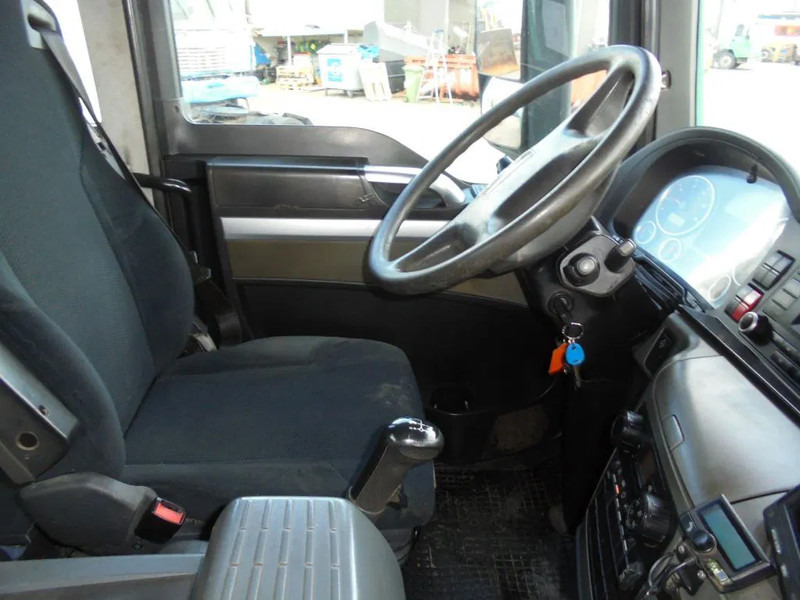 MAN TGS 26.440 Euro 5 + Manual + Hiab 288 E-5 Crane +JIB 4 + 6X4+REMOTE - Camion grue: photos 4 MAN TGS 26.440 Euro 5 + Manual + Hiab 288 E-5 Crane +JIB 4 + 6X4+REMOTE - Camion grue: photos 4