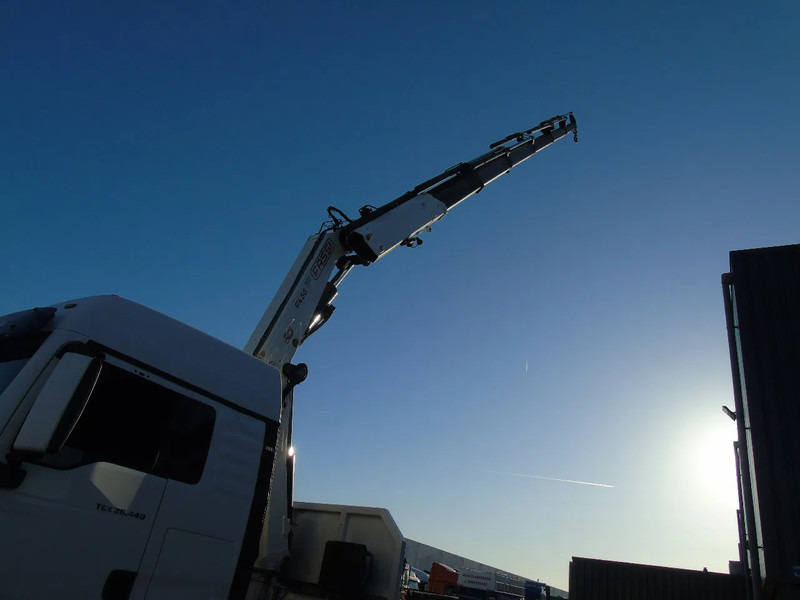 MAN TGX 26.440 + FASSI 455A.2.26 + EURO 6 + 6X2 + REMOTE - Camion grue: photos 4 MAN TGX 26.440 + FASSI 455A.2.26 + EURO 6 + 6X2 + REMOTE - Camion grue: photos 4