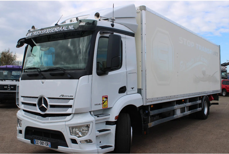 Mercedes-Benz Antos 1830 + EURO 6 + NICE TRUCK - Camion fourgon: photos 2 Mercedes-Benz Antos 1830 + EURO 6 + NICE TRUCK - Camion fourgon: photos 2