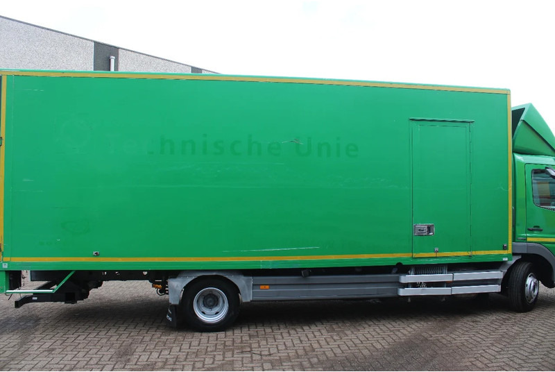Mercedes-Benz Atego 1018 + EURO 5 + LIFT - Camion fourgon: photos 2 Mercedes-Benz Atego 1018 + EURO 5 + LIFT - Camion fourgon: photos 2