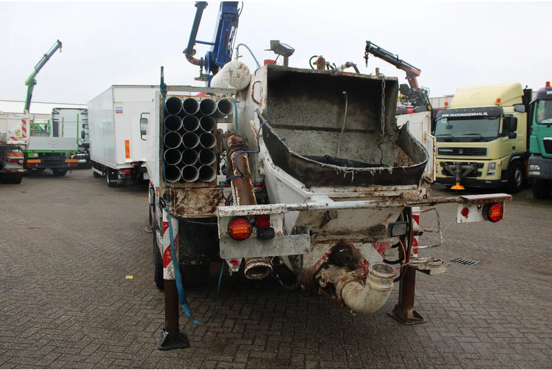 Mercedes-Benz Ecoliner 1320 + 15 meter pomp concrete + manual + EURO 0 - Camion pompe: photos 3 Mercedes-Benz Ecoliner 1320 + 15 meter pomp concrete + manual + EURO 0 - Camion pompe: photos 3