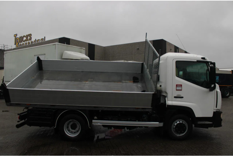 Renault D 150 + 3SIDE TIPPER + EURO 6 + PERFECT!!! 186KM - Camion benne: photos 2 Renault D 150 + 3SIDE TIPPER + EURO 6 + PERFECT!!! 186KM - Camion benne: photos 2