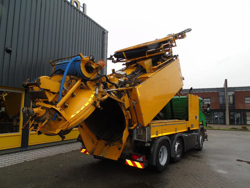 Scania P 360 + COMBI VACUUM WIEDEMANN + 6X4 - Camion hydrocureur: photos 5 Scania P 360 + COMBI VACUUM WIEDEMANN + 6X4 - Camion hydrocureur: photos 5