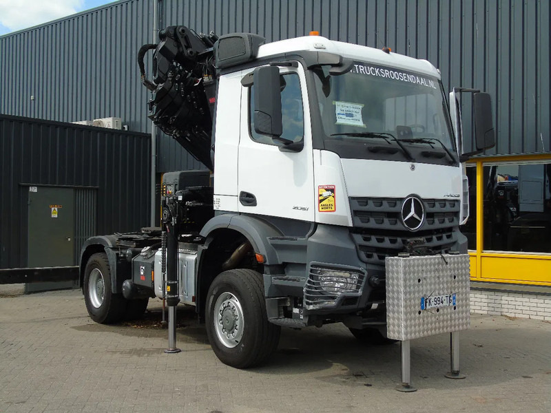 Mercedes-Benz Arocs 2051 + 4X4 + HIAB 302 E6 / JIB 70 X 4 + 10 EXTENTSIONS (512hours) - Tracteur routier: photos 5 Mercedes-Benz Arocs 2051 + 4X4 + HIAB 302 E6 / JIB 70 X 4 + 10 EXTENTSIONS (512hours) - Tracteur routier: photos 5