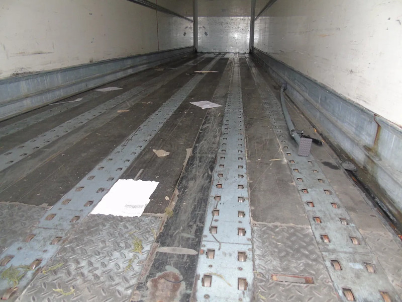 Van Hool 2 instock + rollers + hydra + 3.04 height - Semi-remorque fourgon: photos 5 Van Hool 2 instock + rollers + hydra + 3.04 height - Semi-remorque fourgon: photos 5