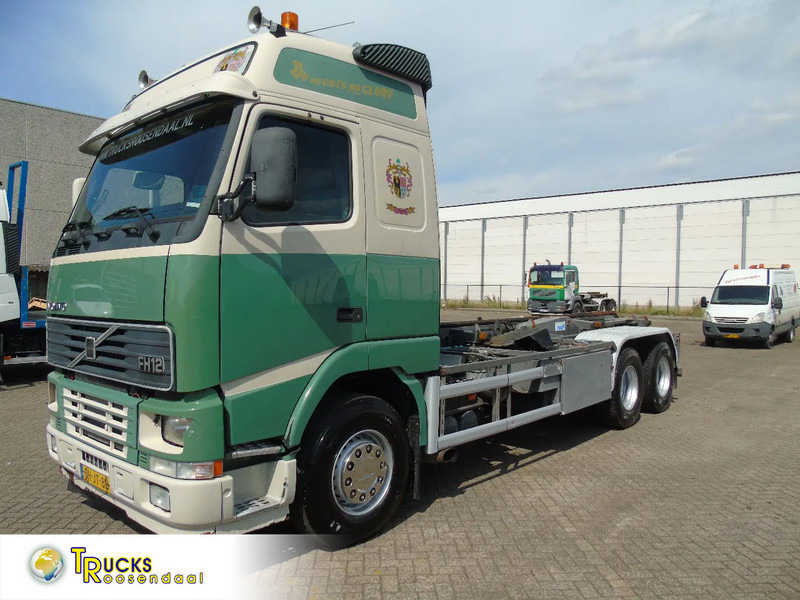 Volvo FH 12.420 + 6X2 + EURO 2 + MANUAL - Camion - système de câble: photos 1 Volvo FH 12.420 + 6X2 + EURO 2 + MANUAL - Camion - système de câble: photos 1