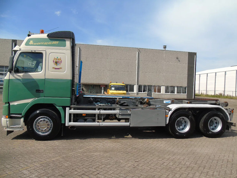 Volvo FH 12.420 + 6X2 + EURO 2 + MANUAL - Camion - système de câble: photos 5 Volvo FH 12.420 + 6X2 + EURO 2 + MANUAL - Camion - système de câble: photos 5