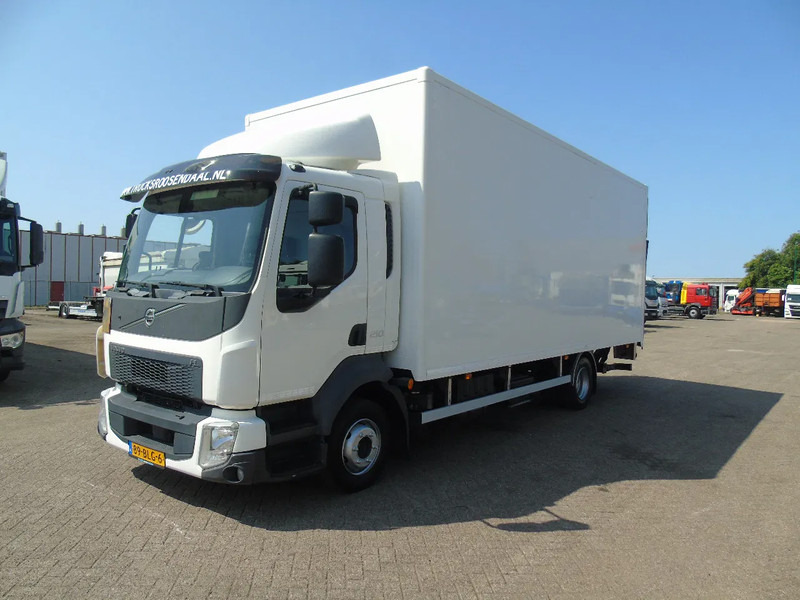 Volvo FL 210 + EURO 6 + LIFT - Camion fourgon: photos 2 Volvo FL 210 + EURO 6 + LIFT - Camion fourgon: photos 2